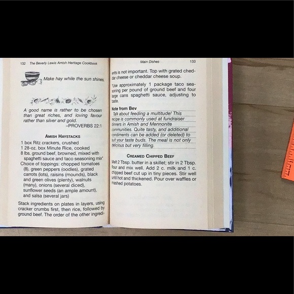 The Beverly Lewis Amish Heritage  Cookbook Large Print 2004 - Picture 4 of 8